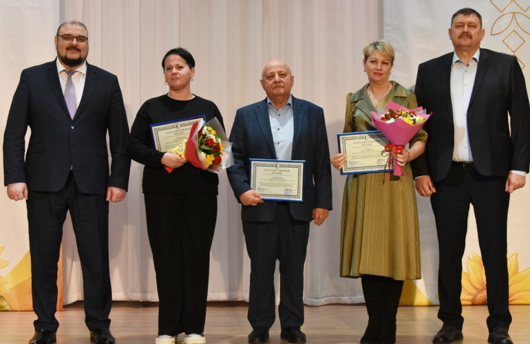 Благодарности животноводам за добросовестный труд